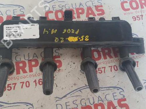 Used Ignition coil PEUGEOT 206 Hatchback (2A/C) [1998-2012]  19553960