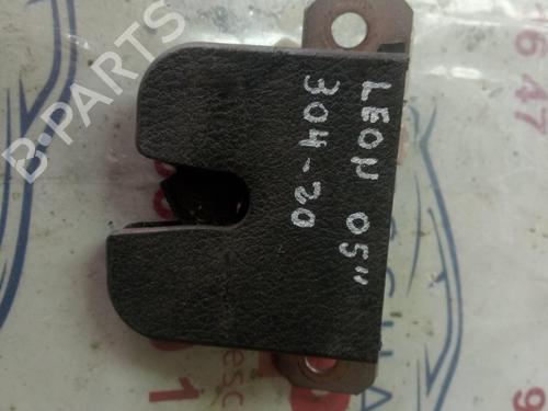 Tailgate lock SEAT LEON (1M1)  | BP19555562C101 