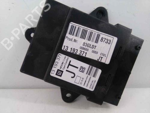 Used Electronic module OPEL VECTRA C (Z02) [2002-2009]  19563678