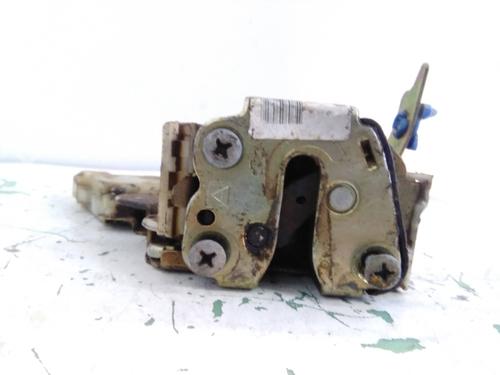 Used Front right lock NISSAN TERRANO II (R20) [1992-2007]  19560865