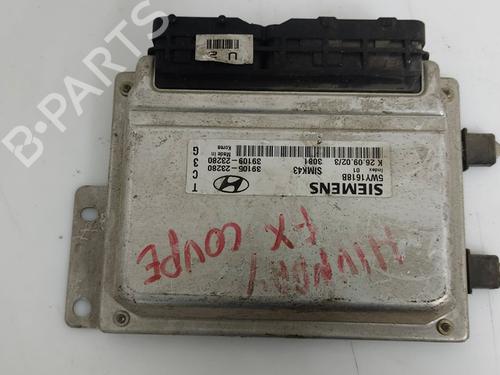 Used Engine control unit (ECU) HYUNDAI COUPE I (RD) [1996-2004]  19571151