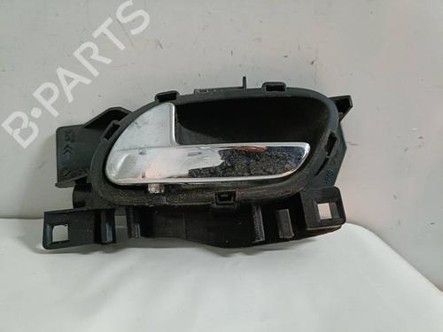 Used Rear left interior door handle PEUGEOT 5008 (0U_, 0E_) 1.6 BlueHDi 120 (120 hp) 24315901