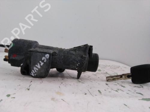 Used Ignition barrel SKODA OCTAVIA I (1U2) [1996-2010]  19560688