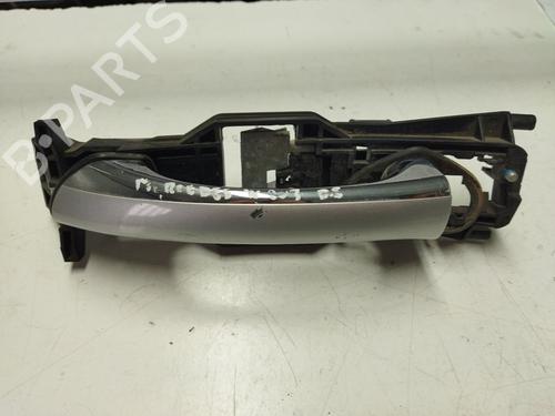 Used Front left exterior door handle MERCEDES-BENZ C-CLASS (W203) [2000-2007]  19660771