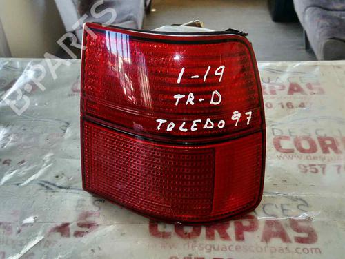 Used Right taillight SEAT TOLEDO I (1L2) [1991-1999]  19552394