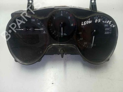 Used Instrument cluster Instrument cluster 19562246 19562246