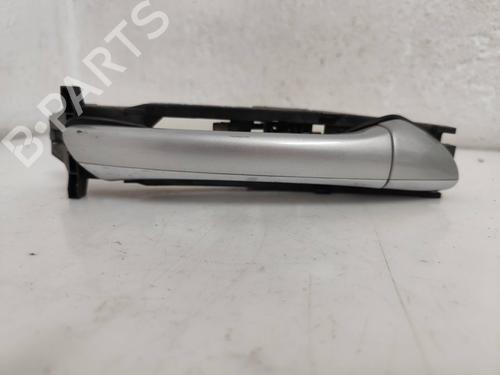 Højre bagtil udvendigt håndtag MERCEDES-BENZ C-CLASS (W203) C 220 CDI (203.006) (136 hp) 29982974