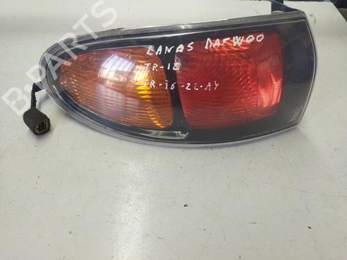 Used Left taillight DAEWOO LANOS (KLAT) 1.3 (75 hp) 22548240