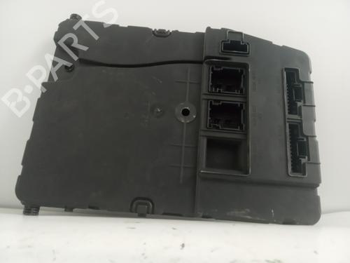Used Fuse box RENAULT SCÉNIC II (JM0/1_) [2003-2010]  19558191