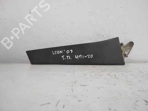 Poignée extérieure arrière droite SEAT LEON (1P1) [2005-2013]  19557108