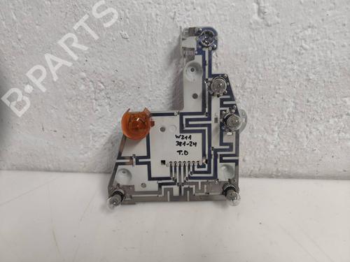 Used Lamp holder MERCEDES-BENZ E-CLASS (W211) [2002-2009]  29437231