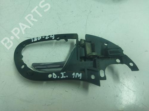 Venstre foran invendig håndtak SEAT LEON (1M1)  | BP28026727I13 