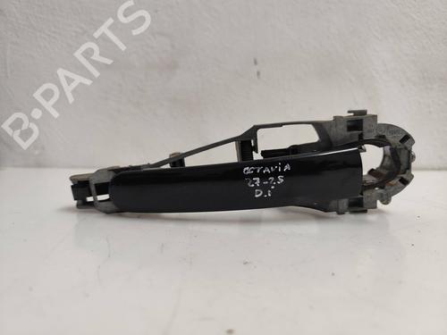 Used Front left exterior door handle SKODA OCTAVIA II (1Z3) [2004-2013]  27464686