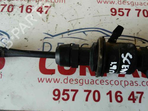 Used Clutch slave cylinder RENAULT SCÉNIC II (JM0/1_) [2003-2010]  19549151