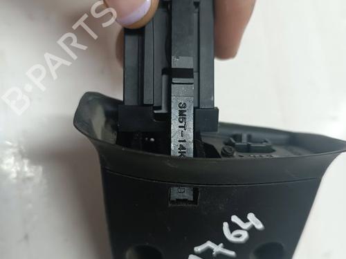 Steering wheel controls FORD FOCUS II (DA_, HCP, DP)  | BP19565658E15