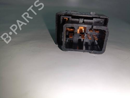 Right front window switch KIA SORENTO I (JC)  | BP26034498I26 
