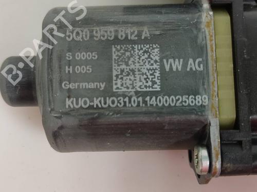 Right rear window motor SKODA OCTAVIA III (5E3, NL3, NR3) 1.6 TDI | BP19572564E22 
