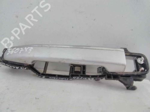 Used Front left exterior door handle MERCEDES-BENZ E-CLASS (W210) E 320 CDI (210.026) (197 hp) 19564691