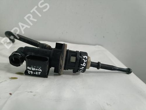 Used Clutch slave cylinder SKODA OCTAVIA II (1Z3) [2004-2013]  27457702
