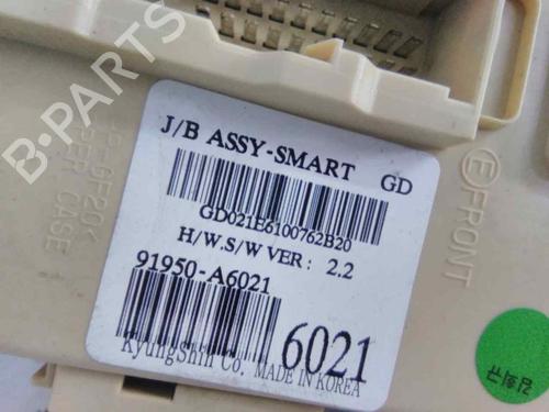 Fuse box HYUNDAI i30 (GD)  | BP19564133E1 