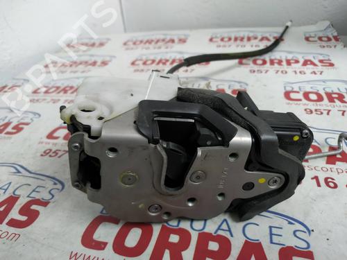 Used Front right lock OPEL INSIGNIA A (G09) [2008-2017]  19555348