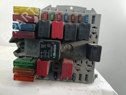 Used Fuse box FIAT PUNTO (188_) [1999-2012]  21014788