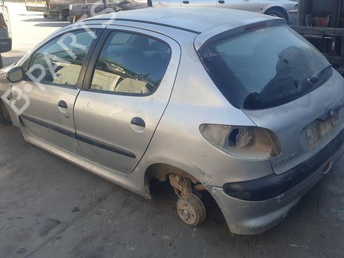Right taillight PEUGEOT 206 Hatchback (2A/C) 1.9 D | BP25039050C35 
