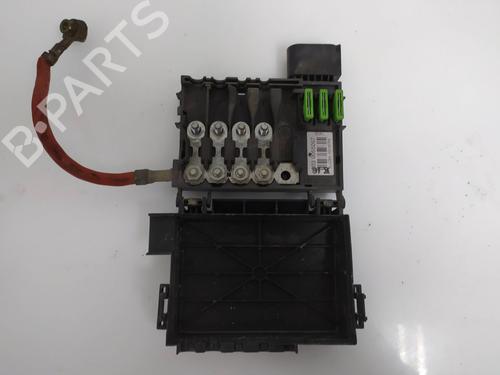 Fuse box VW GOLF IV (1J1)  | BP19566902E1 