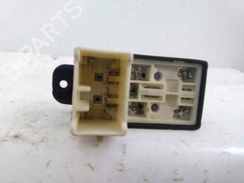 Right front window switch HYUNDAI TERRACAN (HP) 2.9 CRDi 4WD | BP19564547I26 