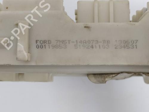 Fuse box FORD FOCUS II Turnier (DA_, FFS, DS) | BP19566777E1