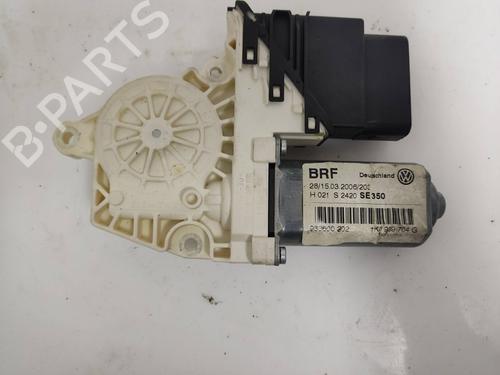 Rudehejsemotor bagstkærm højre SEAT LEON (1P1) [2005-2013]  19567045