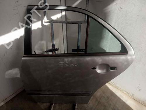 Used Left rear door MERCEDES-BENZ E-CLASS (W210) E 320 CDI (210.026) (197 hp) 19561934