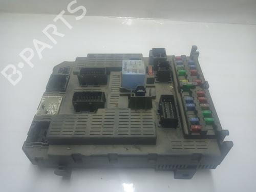 Used Fuse box CITROËN C5 I (DC_) [2001-2005]  19565189