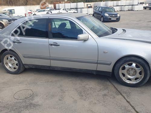 Right mirror MERCEDES-BENZ E-CLASS (W210) E 300 D (210.020) | BP29410815C27 