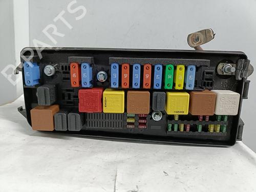 Used Fuse box Fuse box SAAB 9-3 (YS3F, E79, D79, D75) 2.2 TiD (125 hp) 33402107 33402107