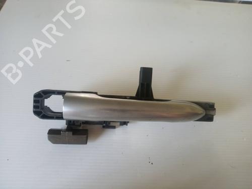 Used Front left exterior door handle RENAULT LAGUNA II (BG0/1_) [2001-2007]  19556230