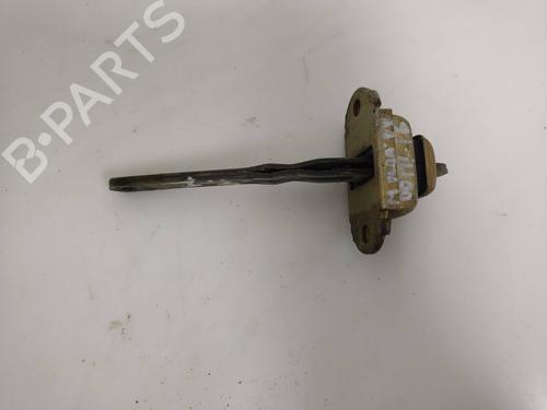 Used Hinge/Door check strap NISSAN MICRA II (K11) 1.0 i 16V (K11) (54 hp) 19569359