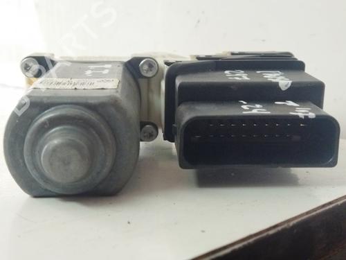 Motor elevalunas trasero izquierdo VW PASSAT B6 (3C2) | BP30762488E23