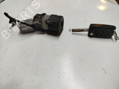 Used Ignition barrel Ignition barrel CITROËN C4 Picasso I MPV (UD_) [2006-2015] 40182799 40182799