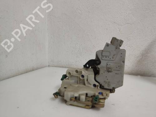 Used Front right lock NISSAN PRIMERA Hatchback (P11) [1996-2002]  21014780