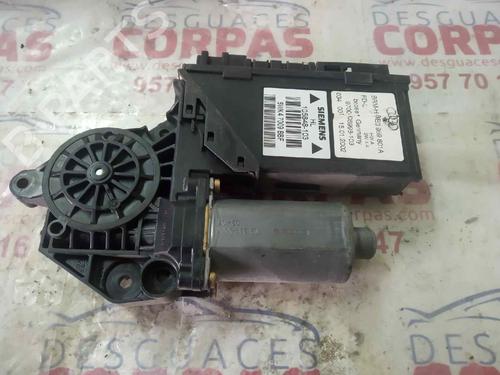 Rudehejsemotor bagstkærm venstre AUDI A4 B6 Avant (8E5) 2.5 TDI | BP19554571E23 
