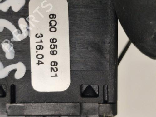 Switch VW POLO CLASSIC (86C, 80)  | BP26128585I30