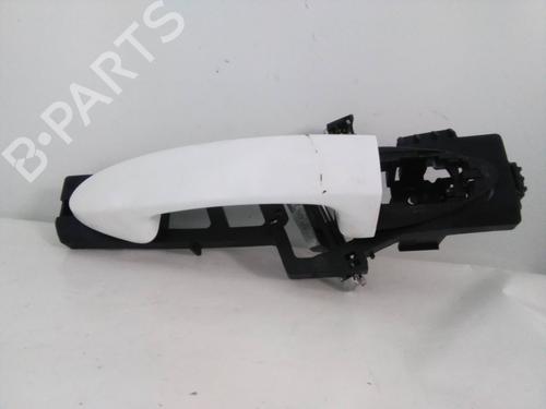 Used Front left exterior door handle FORD FIESTA VI (CB1, CCN) [2008-2017]  22610092