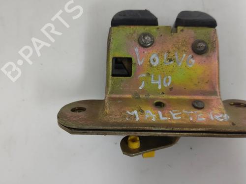 Used Tailgate lock VOLVO S40 I (644) [1995-2004]  19570093