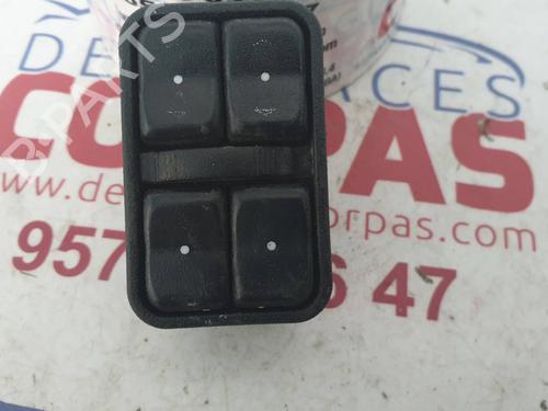 Used Left front window switch OPEL ZAFIRA A MPV (T98) [1999-2006]  19555478