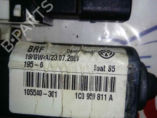 Left rear window motor SEAT LEON (1M1)  | BP19551938E23 