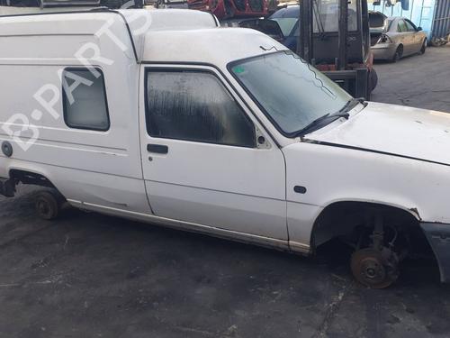 Brugte RENAULT RAPID Box Body/MPV (F40_, G40_) 1.9 D (F40R) 4648667