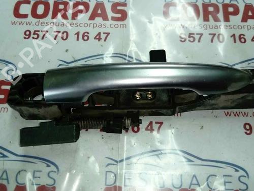 Used Front left exterior door handle RENAULT LAGUNA II (BG0/1_) [2001-2007]  19552212