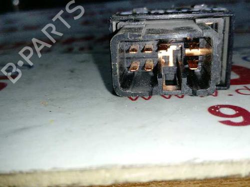 Right rear window switch KIA SORENTO I (JC)  | BP19553671I28 