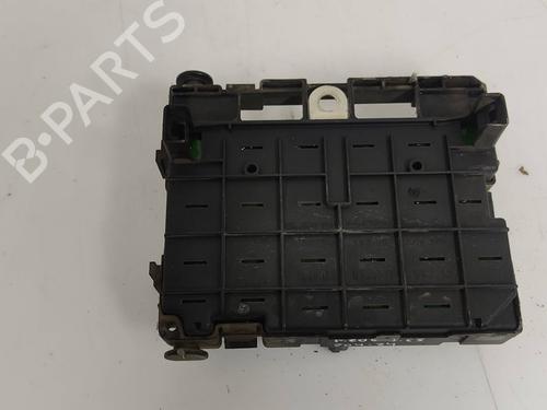 Fuse box PEUGEOT 206 CC (2D) 1.6 16V (2DNFUF, 2DNFUR) | BP19572281E1 